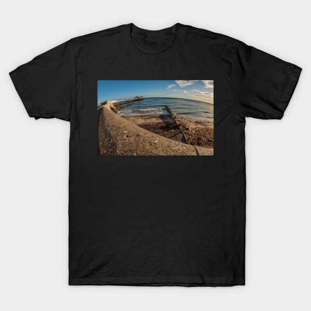 Fisheye view over Cromer beach, North Norfolk, from the concrete promenade T-Shirt by yackers1